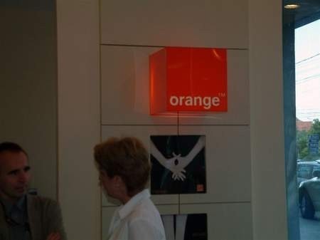 W Rumunii marka Orange obecna jest od 2002. Jest to obecnie najmocniejsza marka telefonii komórkowej w tym kraju. Fot. Janusz M. Kamiński