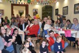 W Unisławiu w GOK-u odbył się koncert w wykonaniu wnuków dla babć i dziadków. Zdjęcia
