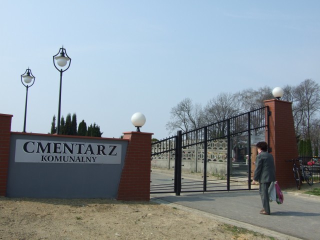 Cmentarz komunalny w Wieluniu nieoczekiwanie zmienił administratora.