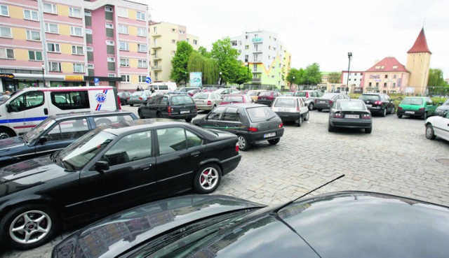 Rynek Lubin. Szukaj sobie parkingu gdzie indziej!