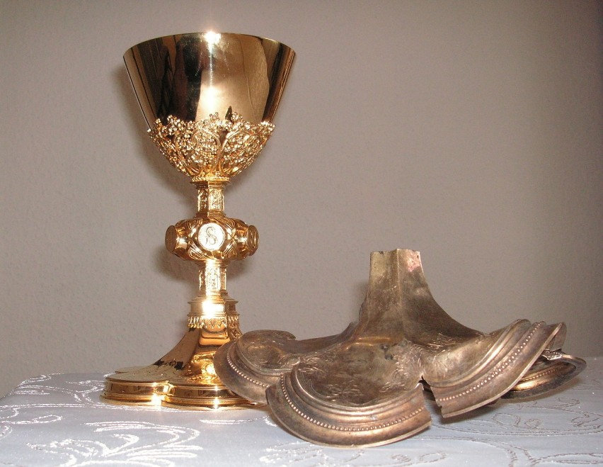 Zaginiony kielich eucharystyczny wrócił do Ornontowic po ponad 80 latach [ZDJĘCIA]