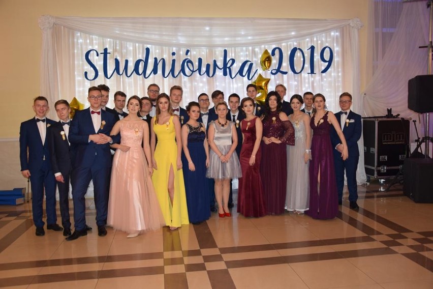 Studniówka 2019: II Liceum Ogólnokształcące w Suwałkach bawiło się w Astorii [DUŻO ZDJĘĆ]