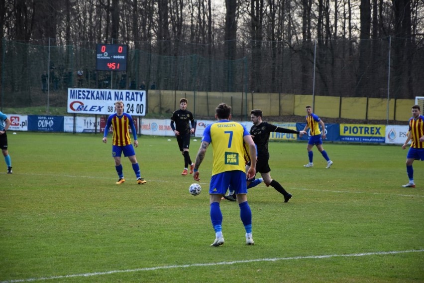 Sukces na Wzgórzu Wolności. Gryf Wejherowo wygrywa 1:0 z Jarotą Jarocin| ZDJĘCIA