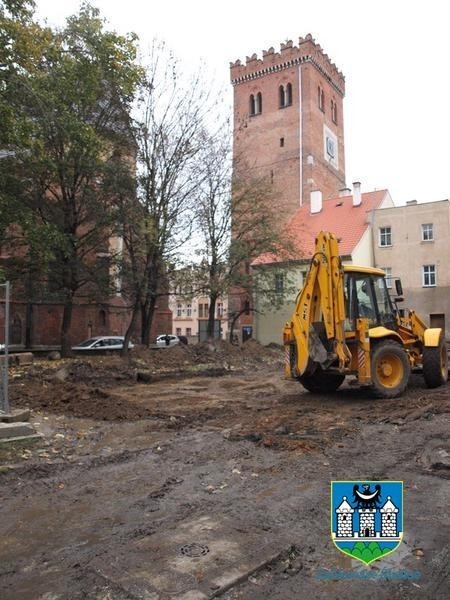 Ząbkowice Śląskie: Budują parking przy Ciasnej