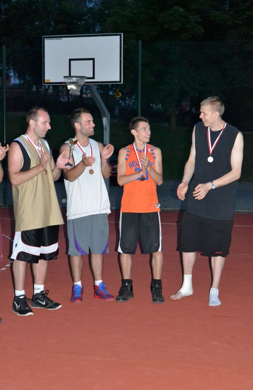 Turniej koszykówki Streetball Oborniki 2013