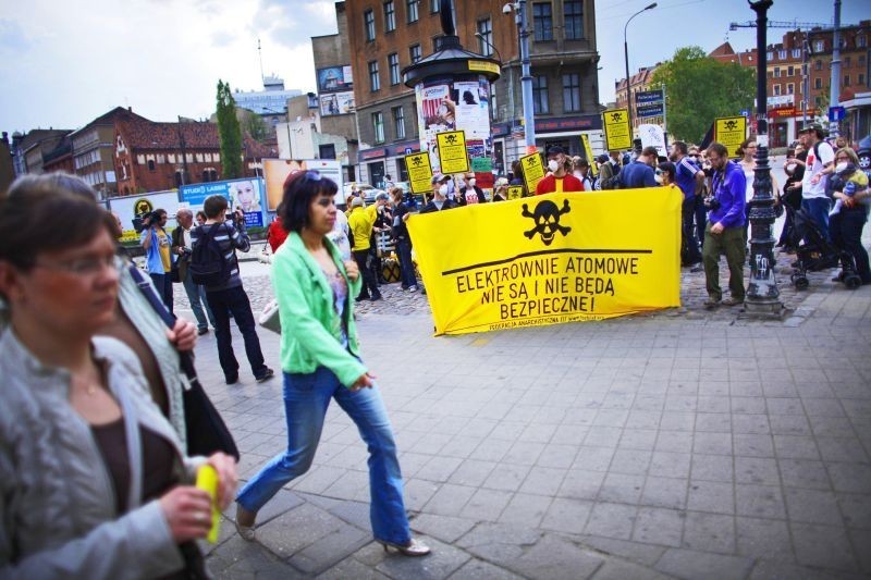 Protest w Poznaniu: Nie chcemy drugiego Czarnobyla [ZDJĘCIA, WIDEO]