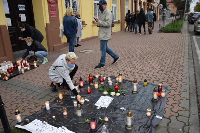 Protest kobiet w Zduńskiej Woli. W poniedziałek spacer pod Ratuszem