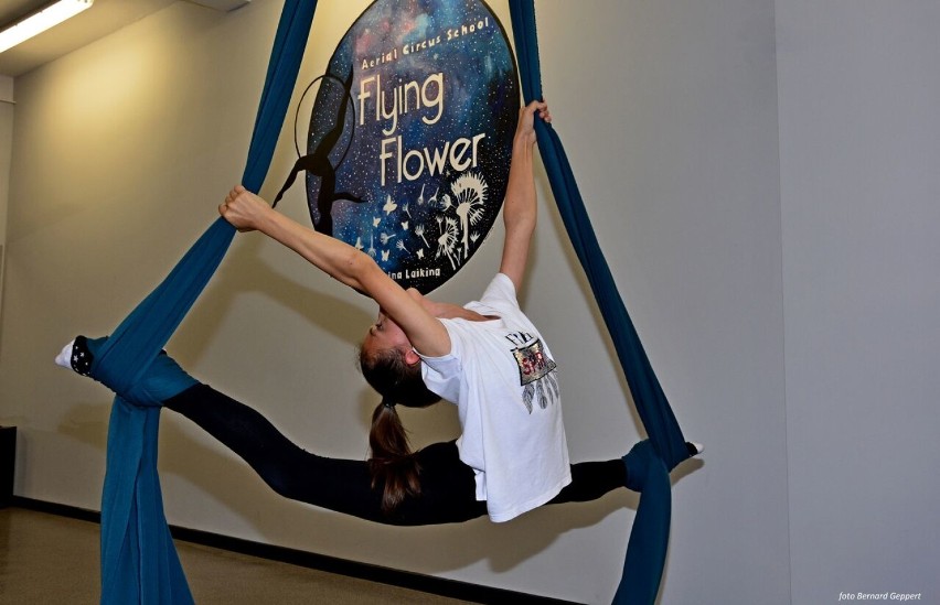 Marina Laikina prowadzi w Lesznie szkołę akrobatyczną