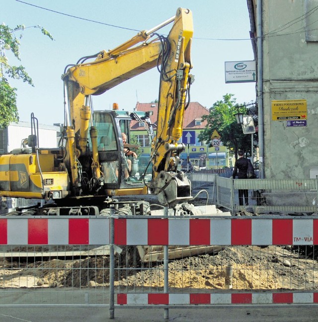 Od ul. Kolegiackiej na rynek się teraz nie wjedzie