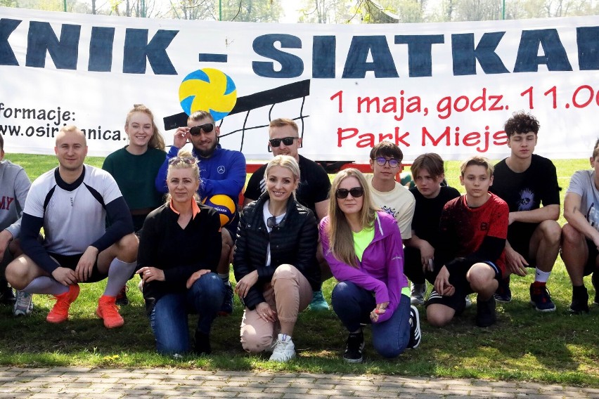 Aktywna majówka z legnickim OSiR-em. Piknik siatkarski w parku, zobaczcie zdjęcia