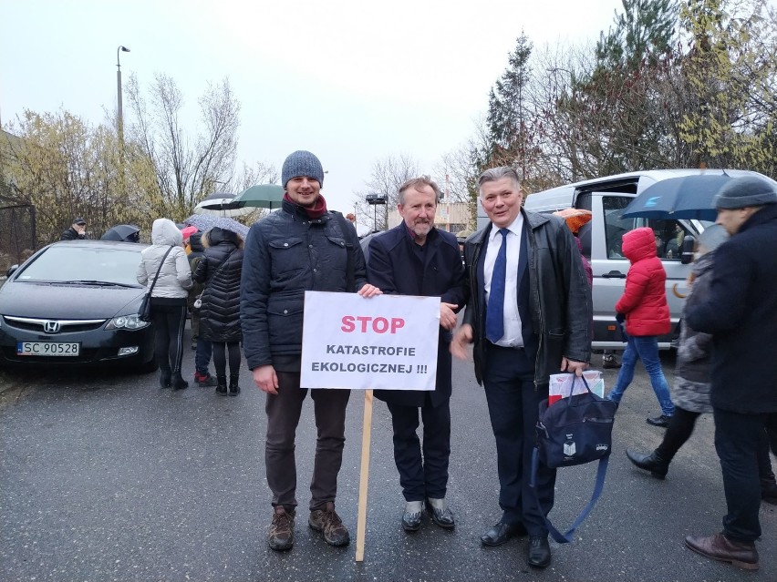 Protestujących mieszkańców wspierali m.in. prezes...