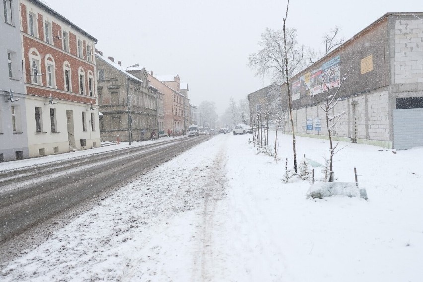 Grudzień 2021 - tak wyglądały ulice Żar. Czy taka zima...