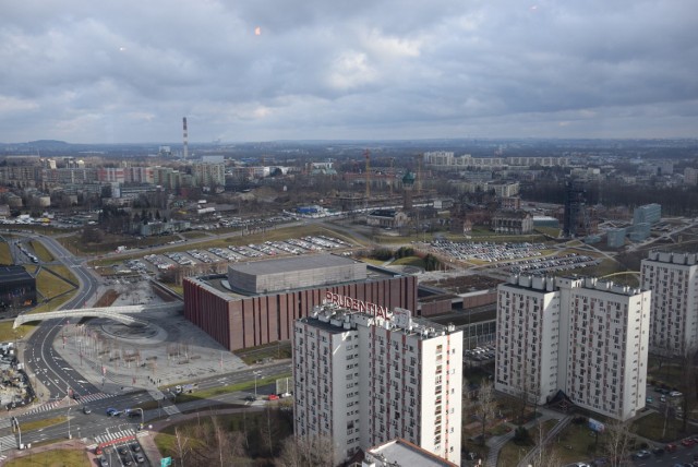 Parking wielopoziomowy w Strefie Kultury powstanie w miejscu parkingu znajdującego się na północ od gmachu NOSPR