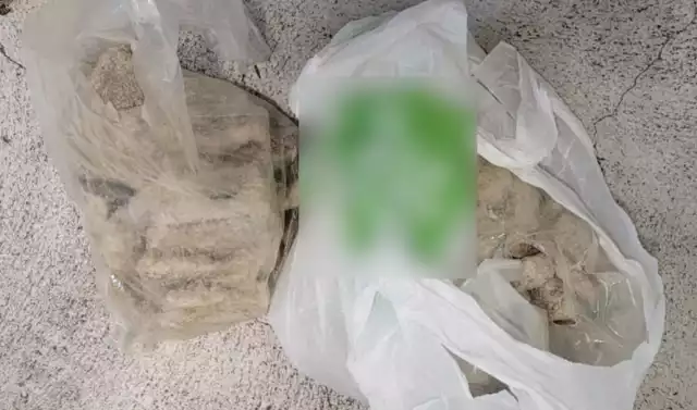 Kilka kilogramów narkotyków znaleziono na terenie myjni