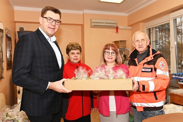 W Sandomierzu, rozpoczęła się 6 marca akcja – "Oddaj krew za babeczkę". Więcej na kolejnych zdjęciach