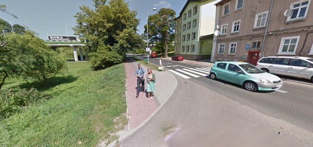 Koszalinianie na zdjęciach Google'a Street View . Co robią mieszkańcy Koszalina?