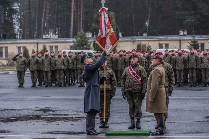 Ppłk pil. Dariusz Popławski dowódcą lotników