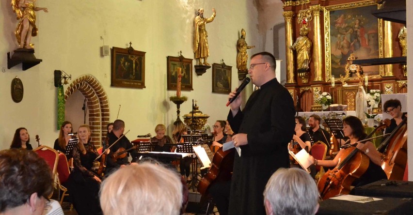 "Muzyka polska na Żuławach" w Krzyżanowie [ZDJĘCIA]. Koncert w kościele św. Barbary