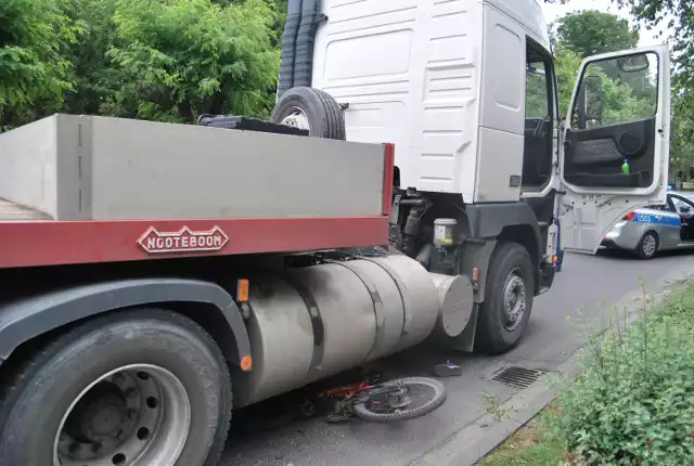 Z ostatniej chwili! W Czempiniu TIR potrącił młodego rowerzystę