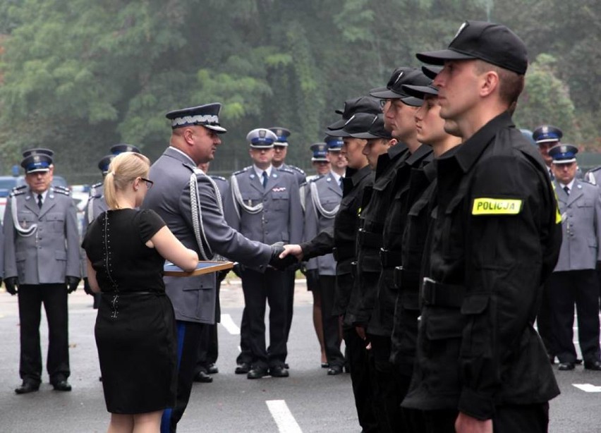 Uroczyste ślubowanie nowo przyjętych policjantów