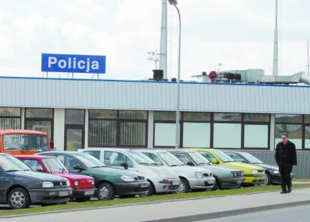Komisariat Lotniczy Policji w Gdańsku. Ma służyć przede wszystkim ochronie portu i turystów.	Fot. Robert Kwiatek