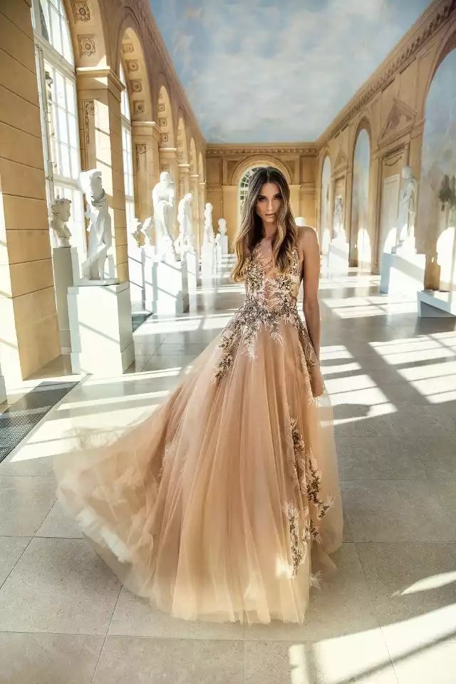 Sukienki na ślub i wesele 2018. W co się ubrać? Poznaj 21 najpiękniejszych  sukienek od warszawskich projektantów | mazowieckie Nasze Miasto