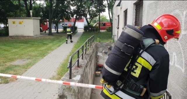 Aż 140 mieszkańcow zostało ewakuowanych ze swoich domów po tym, jak koparka uszkodziła gazociąg na placu budowy przy ul. Pryncypalnej 133. W tym samym czasie pogotowie gazowe interweniowało na Widzewie, gdzie również doszło do rozszczelnienia gazociągu.