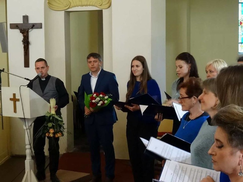 Syców: Chórzyści śpiewali w Centrum Kultury i w kościele ewangelickim
