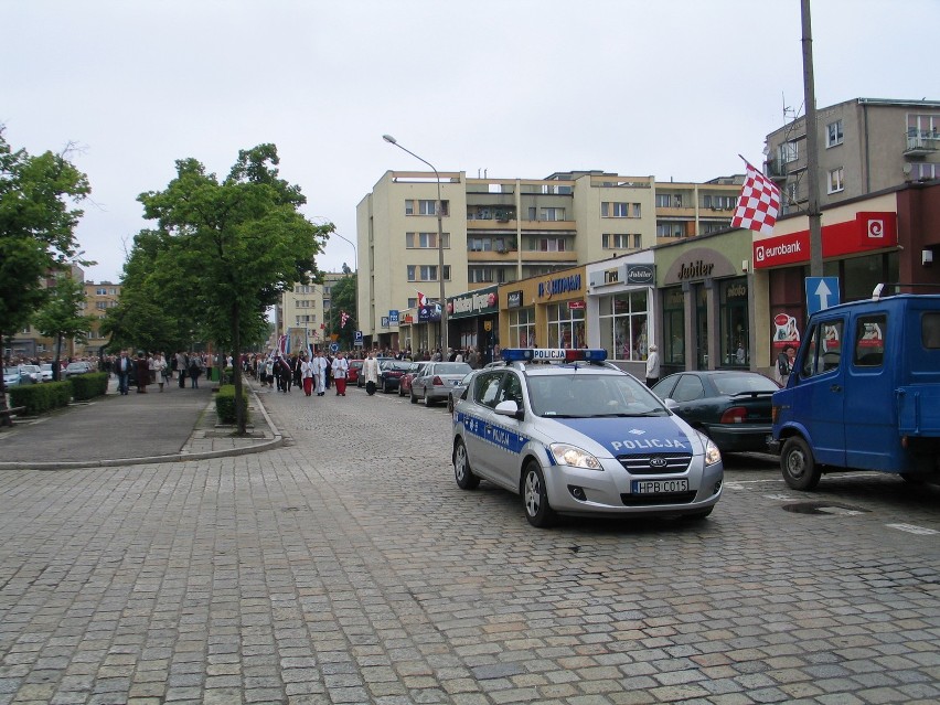 Głogów: Tysiące głogowian na procesjach Bożego Ciała FOTO