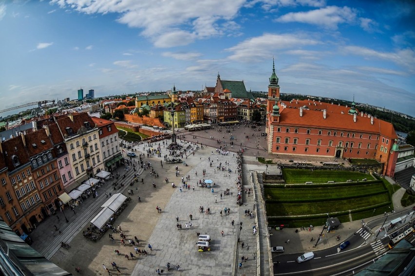 Tych, którzy lubią historie "z dreszczykiem" zachęcamy do...