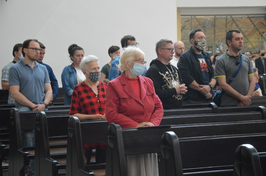 Męski Różaniec w Bełchatowie zorganizowali Wojownicy Maryi,...