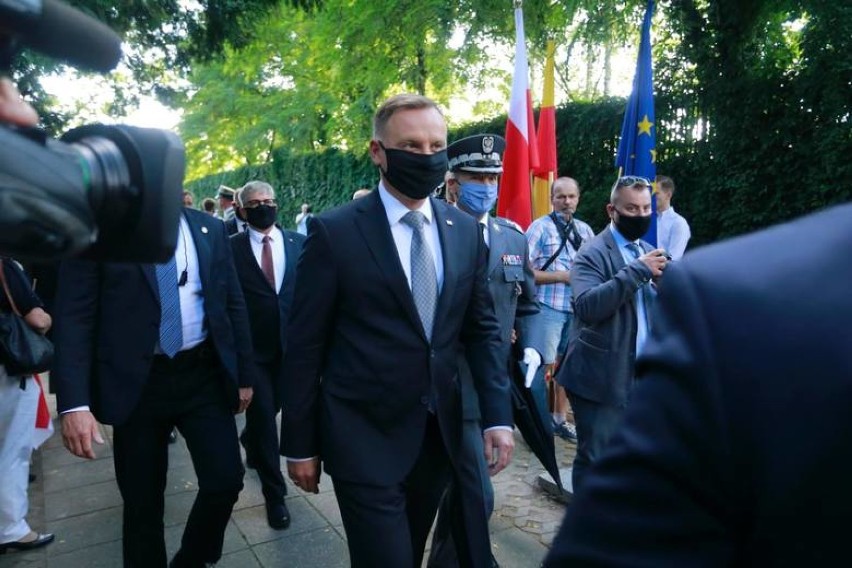Prezydent Andrzej Duda ma koronawirusa                 