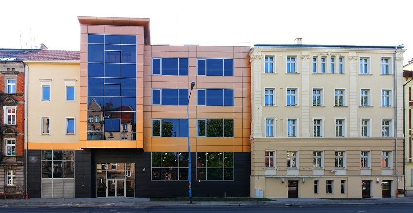 Tak LBC prezentuje się od strony ulicy Piastowskiej.