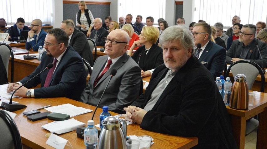 27 lutego odbyła się 5. sesja Rady Miasta w Piotrkowie -...
