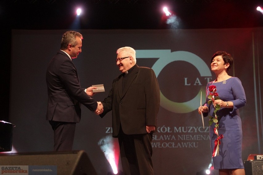 Zespół Szkół Muzycznych skończył  70 lat
W piątek w Centrum...