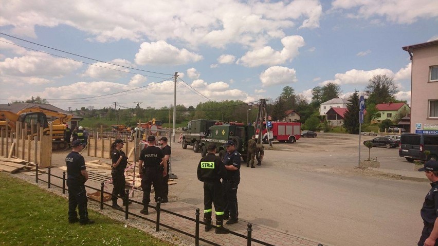 Szerzyny. Wykopano pociski moździerzowe. Ewakuacja 350 osób [ZDJĘCIA, WIDEO]