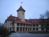 Zamek w Pułtusku położony na wzgórzu nad Narwią