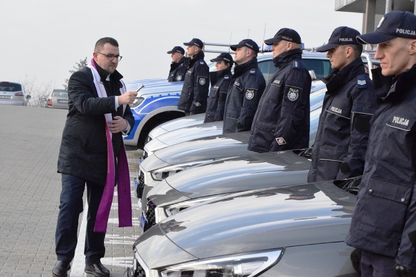 Bielska policja dostała nowe samochody. Są terenowe radiowozy [ZDJĘCIA]