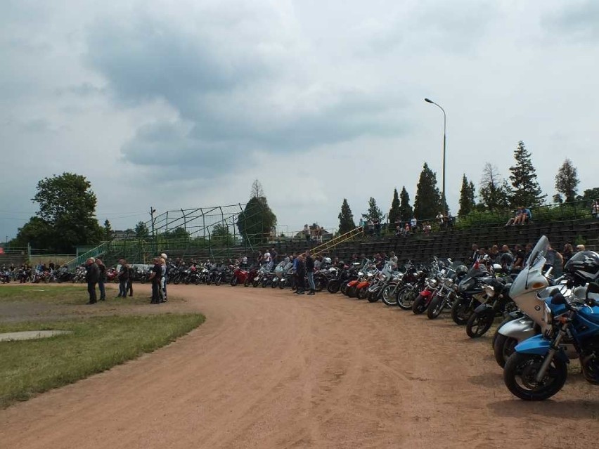 Zlot motocyklistów i parada w Starachowicach.