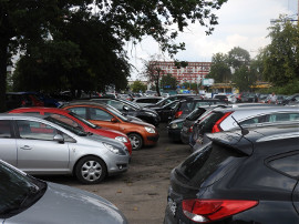 Dzikie parkingi w centrum Białegostoku. Gdzie zaparkujesz za darmo?