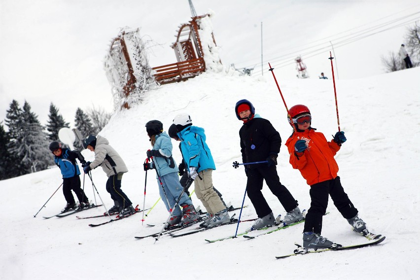 Jelenia Góra/Dziwiszów: Otwarcie sezonu narciarskiego na Łysej Górze (ZDJĘCIA)