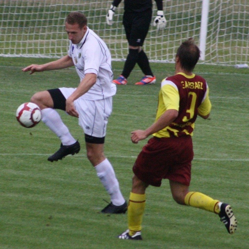 Piłkarskie archiwum. IV liga 2013: MKS Trzebinia - Garbarz Zembrzyce [ZDJĘCIA]