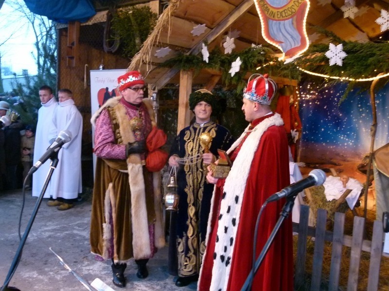 Piotr, Rafał i Sławomir... poprowadzili orszak Trzech Króli w Tomaszowie Maz. (zdjęcia)