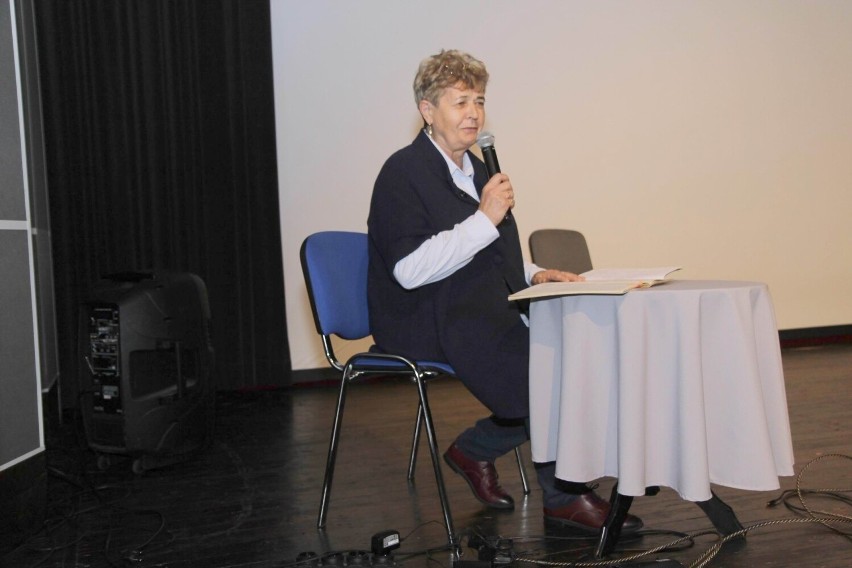 Pierwszy wykład wygłosiła Jadwiga Alaba-Wesołowska
