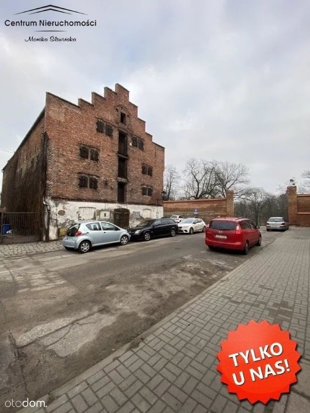 Powierzchnia:
982 m²
Rynek:
wtórny
Umiejscowienie lokalu:
oddzielny obiekt
Piętro:
3
Stan wykończenia:
gotowy

Szczegóły oferty