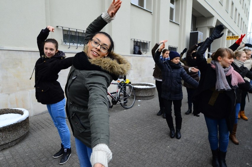 Szkoła Baletowa w Poznaniu - Uczniowie tańczyli przed sądem