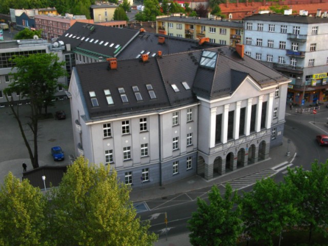 Urząd miasta w Rybniku  - środa, 30 kwietnia - od godziny 7.30 do 15.30, natomiast w piątek, 2 maja od godziny 7.30 do 13.