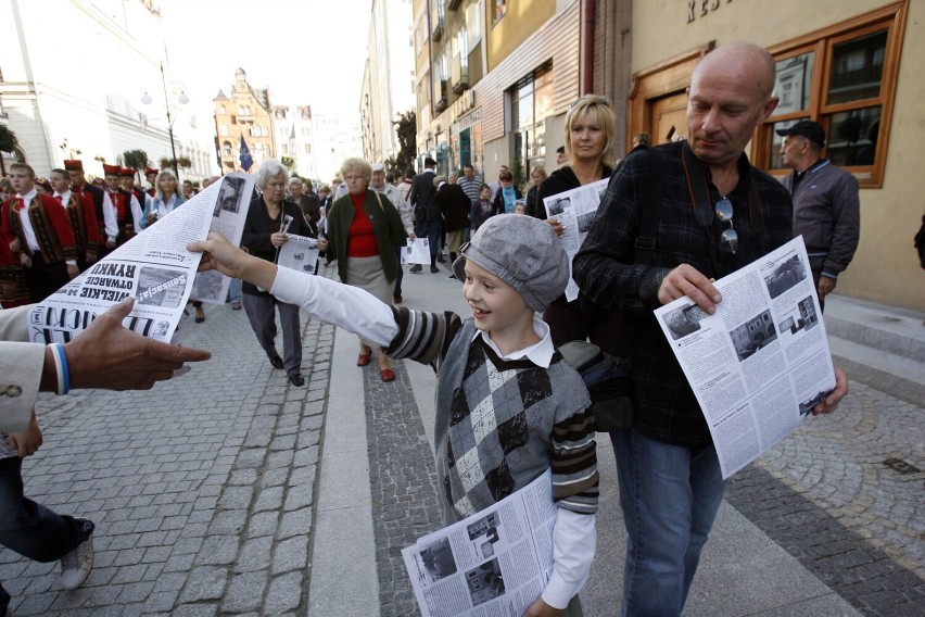 Legnicki rynek po rewitalizacji ma już jedenaście lat, zobaczcie zdjęcia