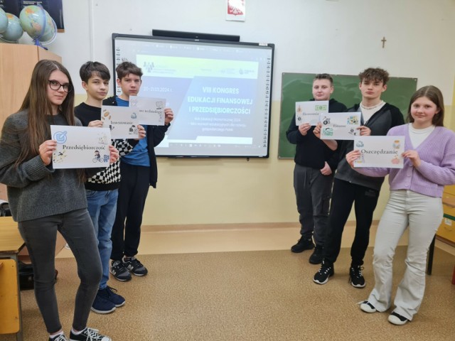 Uczniowie Zespołu Szkolno-Przedszkolnego i Szkoły Podstawowej w Bloku Dobryszyce wzięli udział w lekcjach online o tematyce ekonomicznej