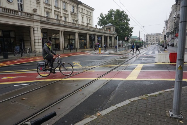 Plac Wolności, ul. 27 Grudnia oraz odcinek ul. Nowowiejskiego będą nieprzejezdne w trakcie Sylwestra Miejskiego. Drogowcy wytyczyli objazdy.